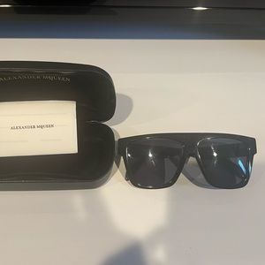 Alexander McQueen Men's AM0302S Sunglasses